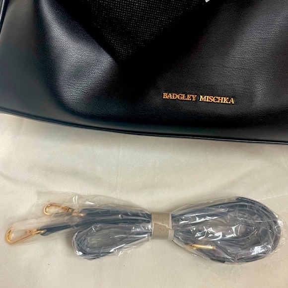 Badgley Mischka black, vegan leather bag with snake print handle - Picture 5 of 8